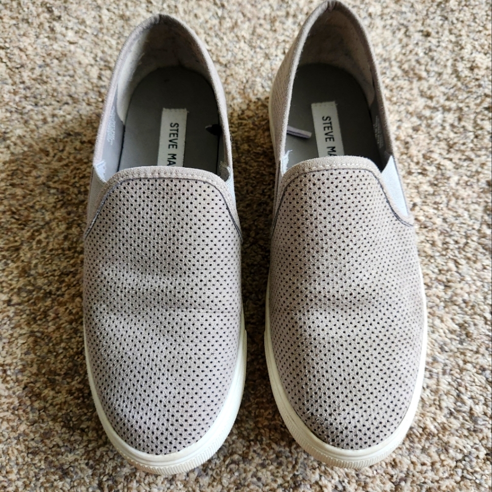 Steve Madden slip on